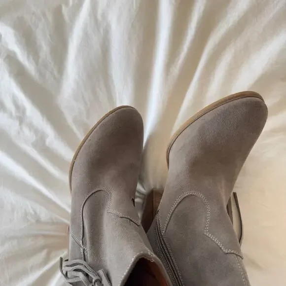 Howsty Marci Suede Western Bootie in Grey Size 39 - Picture 7 of 8